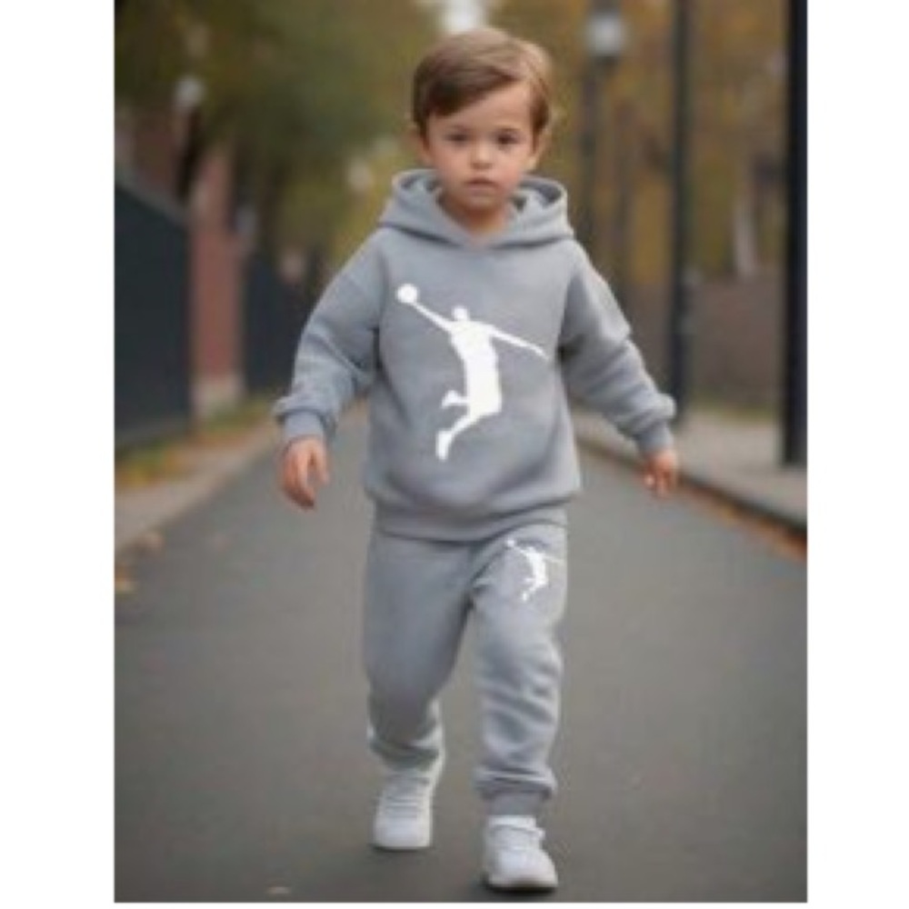 KIDS GRAY BASKETBALL SWEATSUIT
